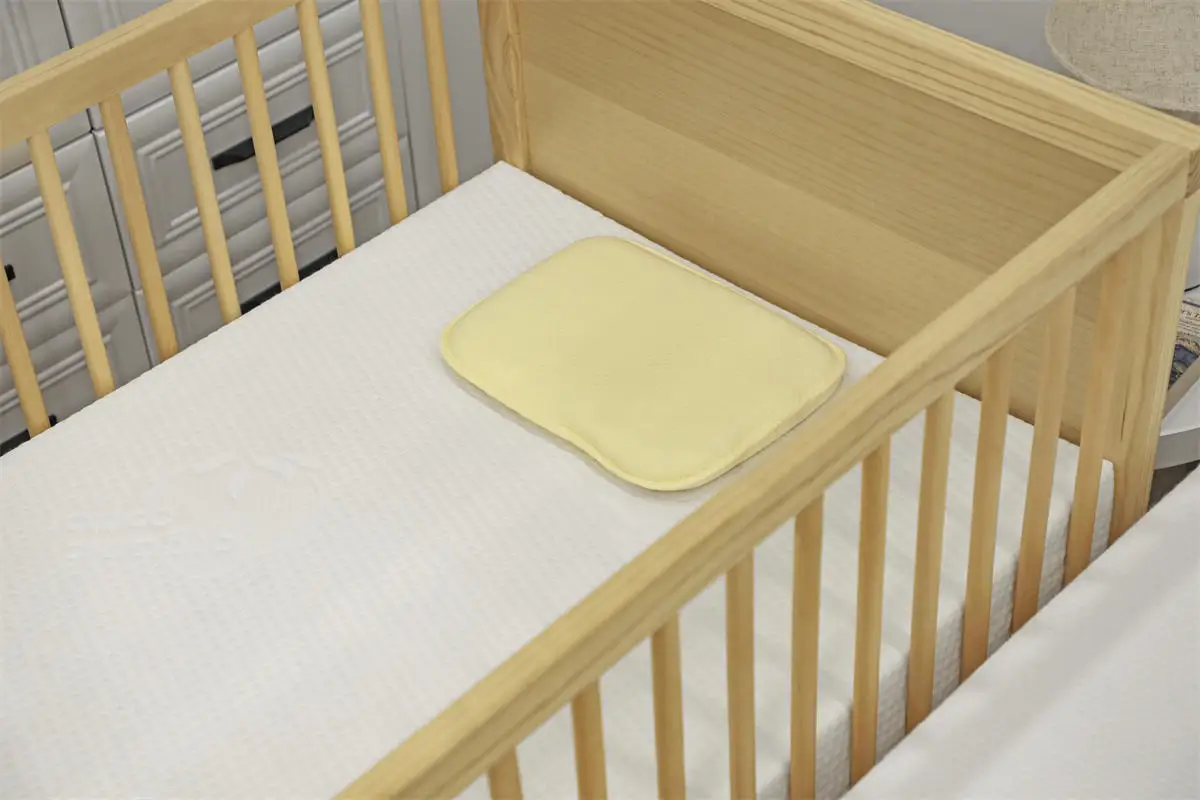 2022 New Crib Mattress with Organic Cotton Cover For Baby