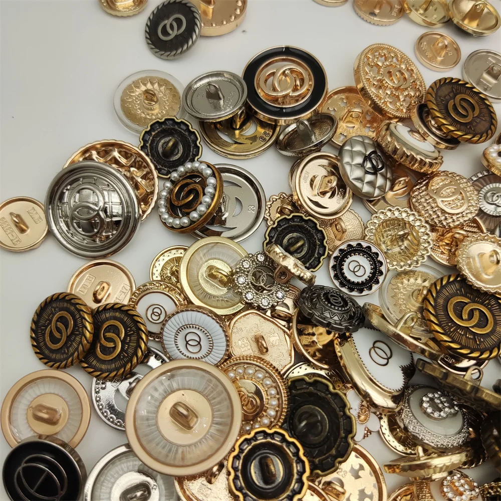 Crafts Round Various Shapes Sewing Supplies Fabric DIY Metal Covered logo Buttons For Clothes