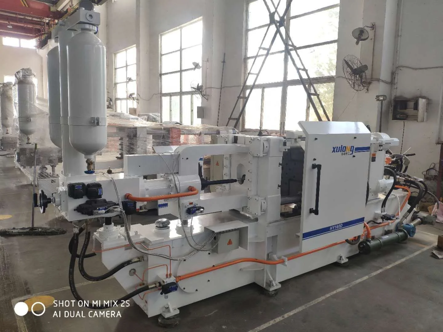 Full Automatic Aluminum Alloy Die Casting Machine Controlled By PLC With Gas