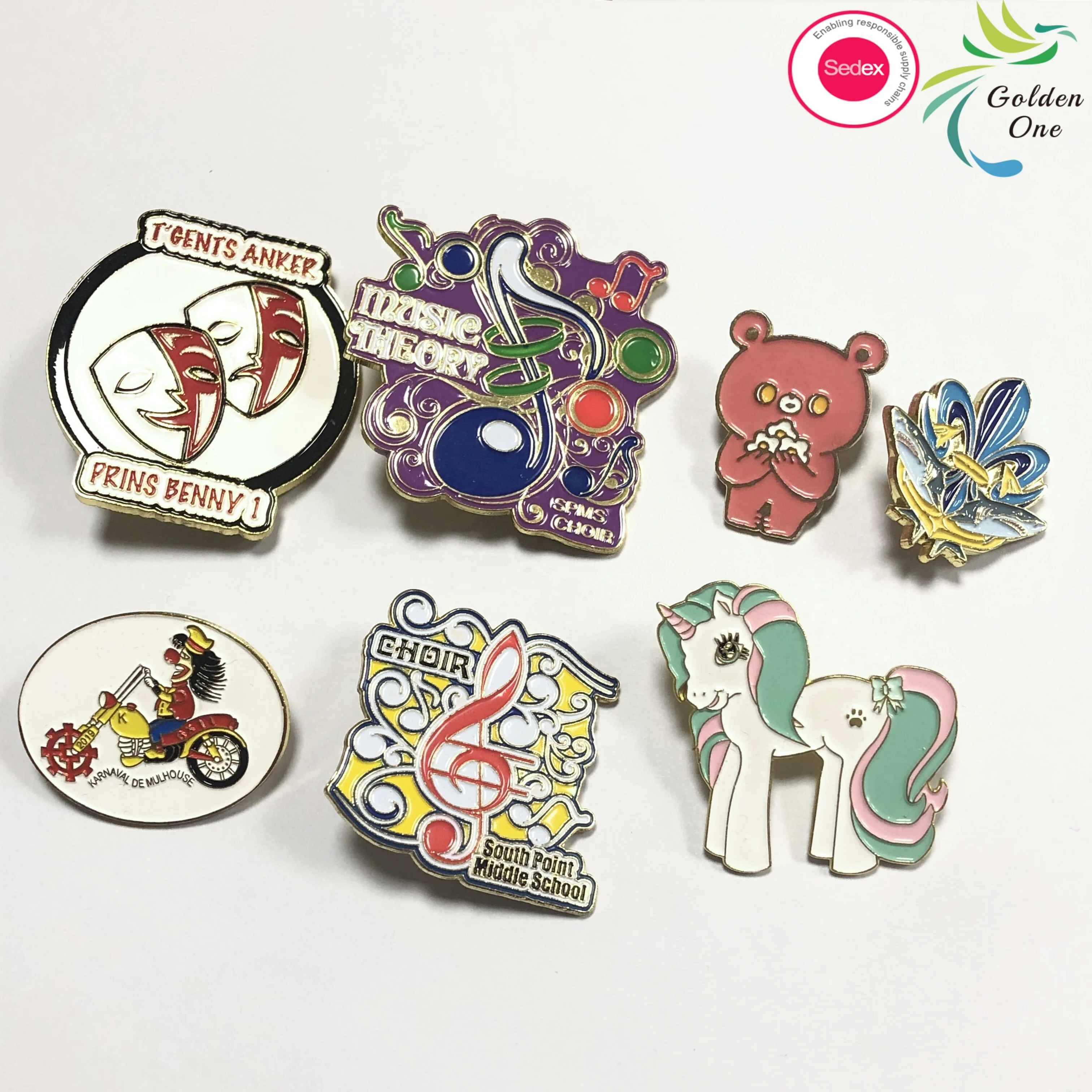 Hombres broche camisa de traje de pin de cafe Movie vintage Guitar sublimation Cancer breast cancer Pathfinder pins badge