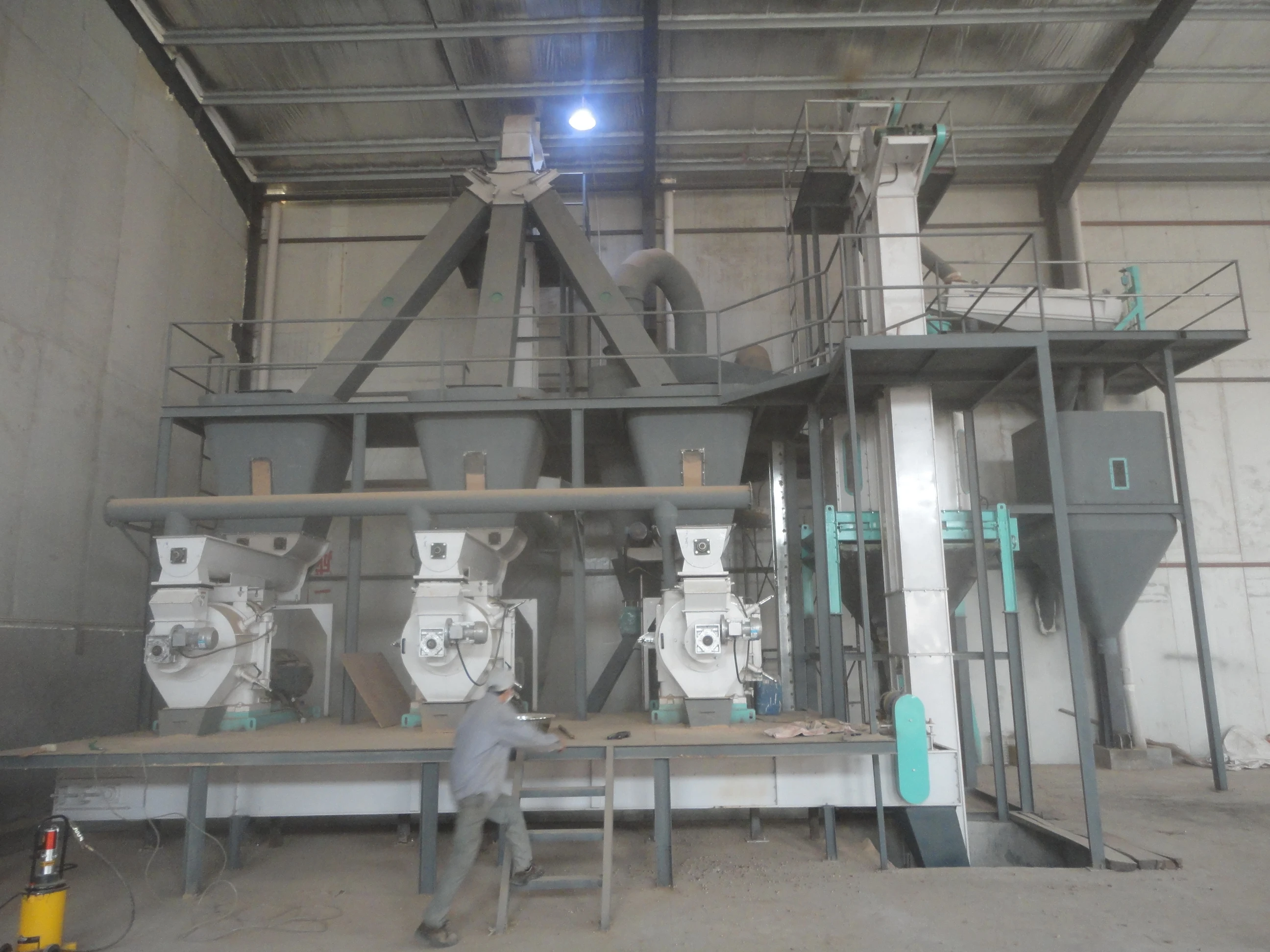 Complete Wood Pellet Production Line for hops/peanut shell/wood sawdust