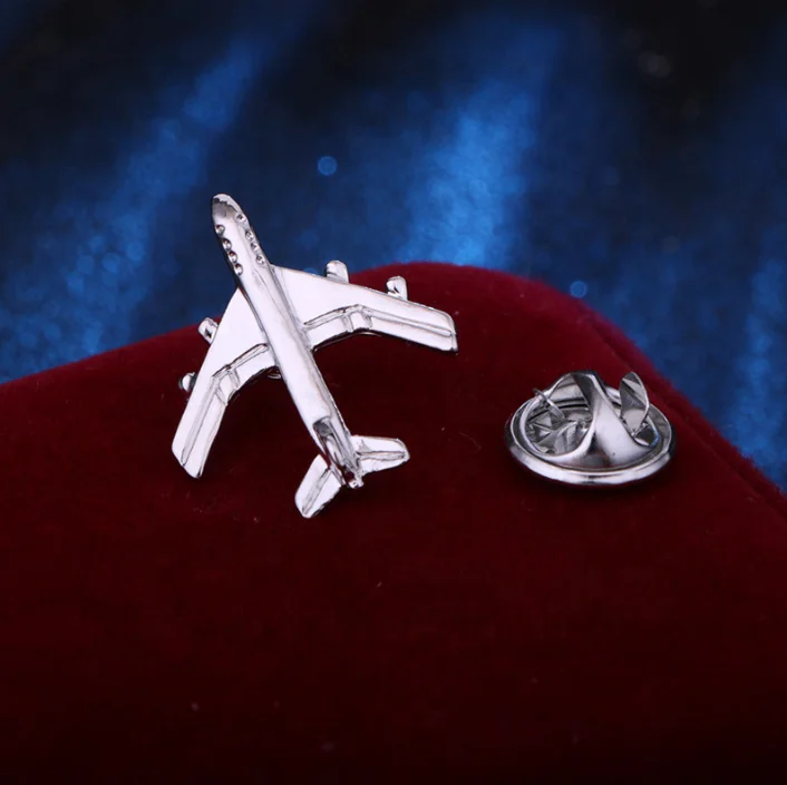 Customization Aircraft 3D Plane Model Gold Sliver Zinc Alloy Airplane Lapel Pin For Man Suit