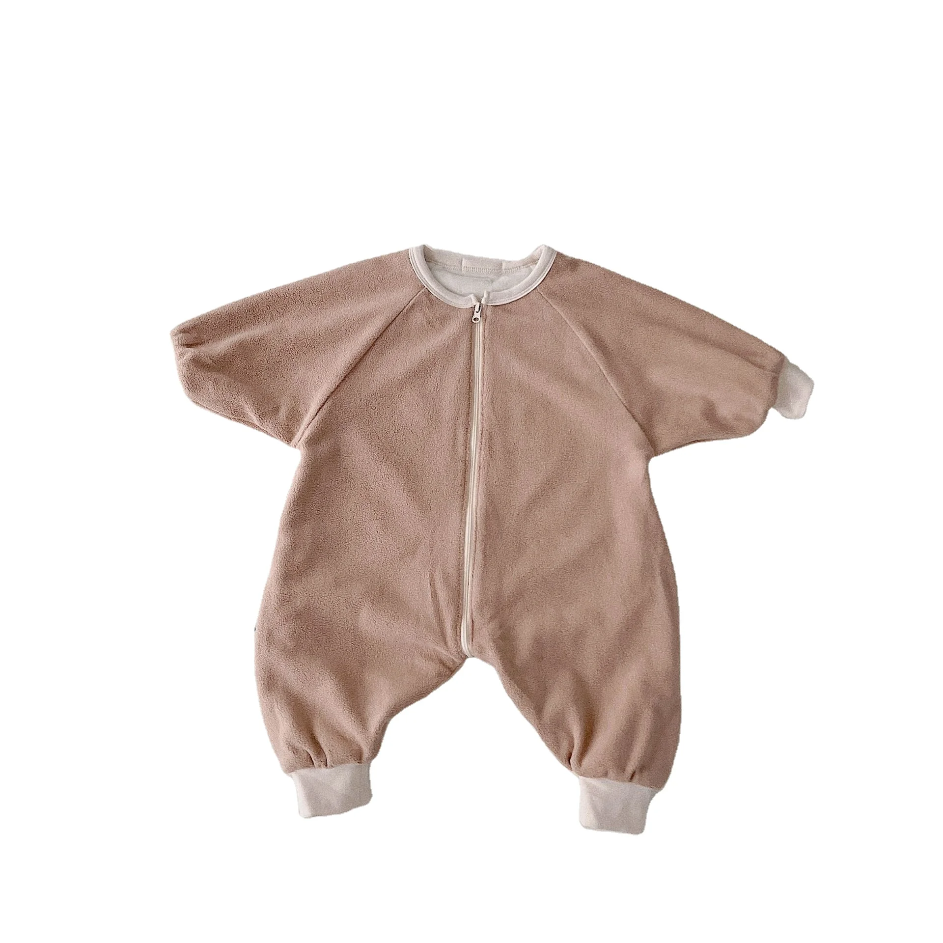 Wholesale Autumn And Winter Split legs Wrapped sleeping bags fleece cotton Thicken new born baby sleeping bag coral fleece