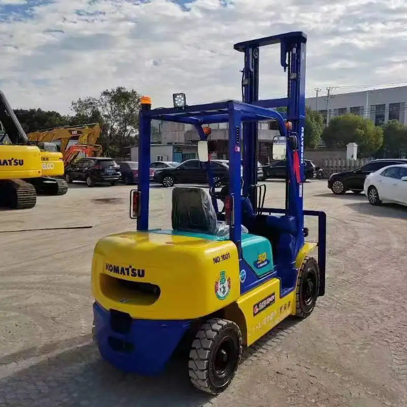 lifting height 4.5m KOMATSU fd30 fd30-14 used secondhand diesel forklift in good running condition