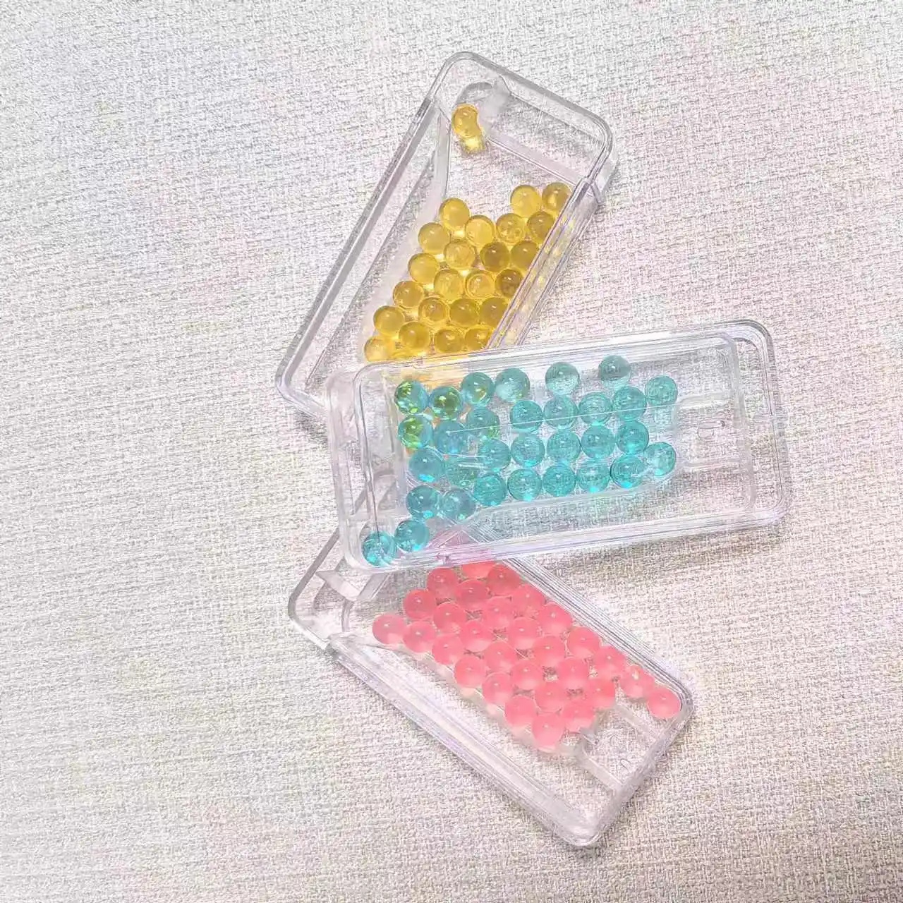 Wholesale customized mint flavored fruit flavored fresh bursting bead kissing candy