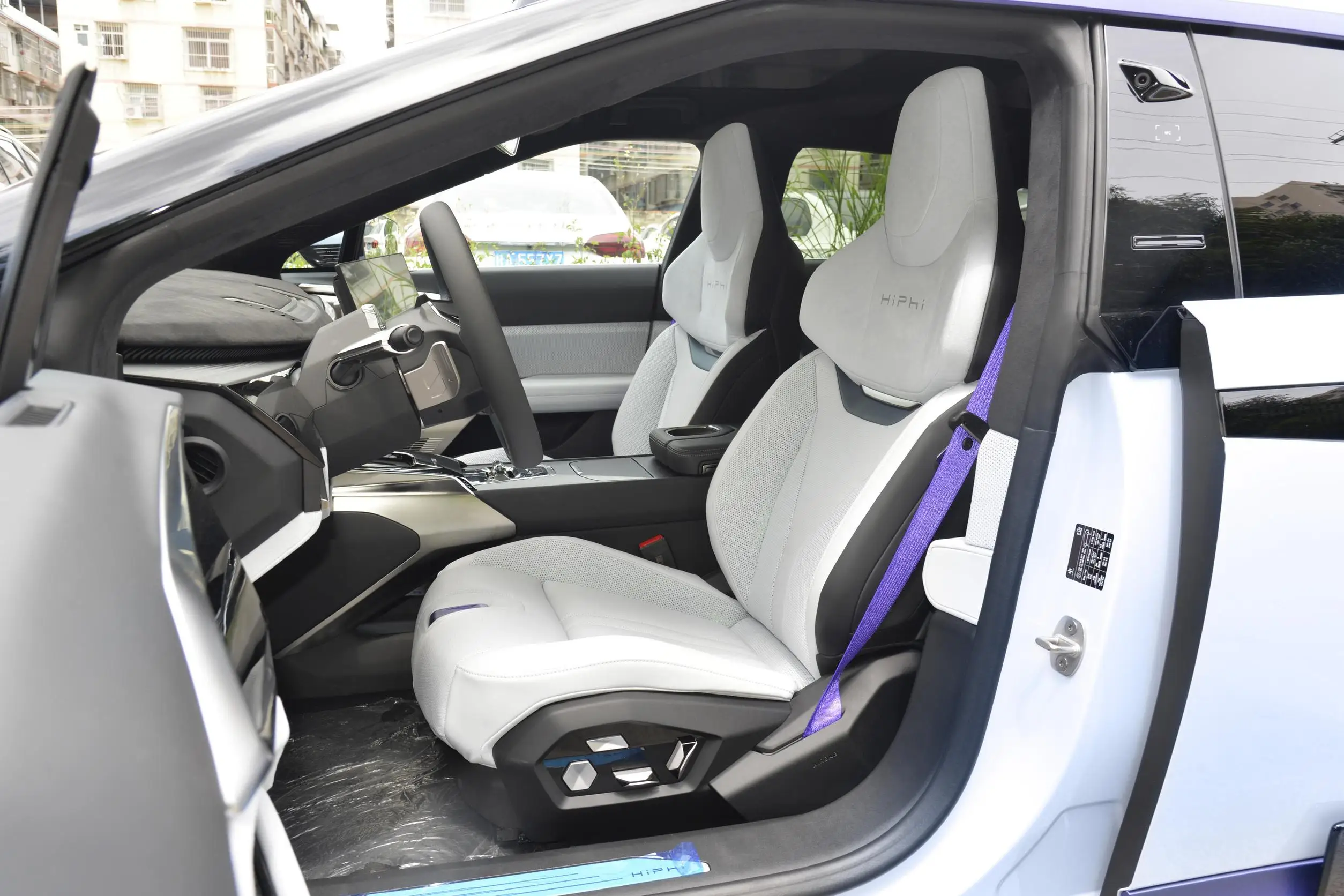 Лидер продаж роскошные автомобили новые энергетические с высоким содержанием семян hiphi z4 четырехместный седан китайский автомобиль carro 2024 авто