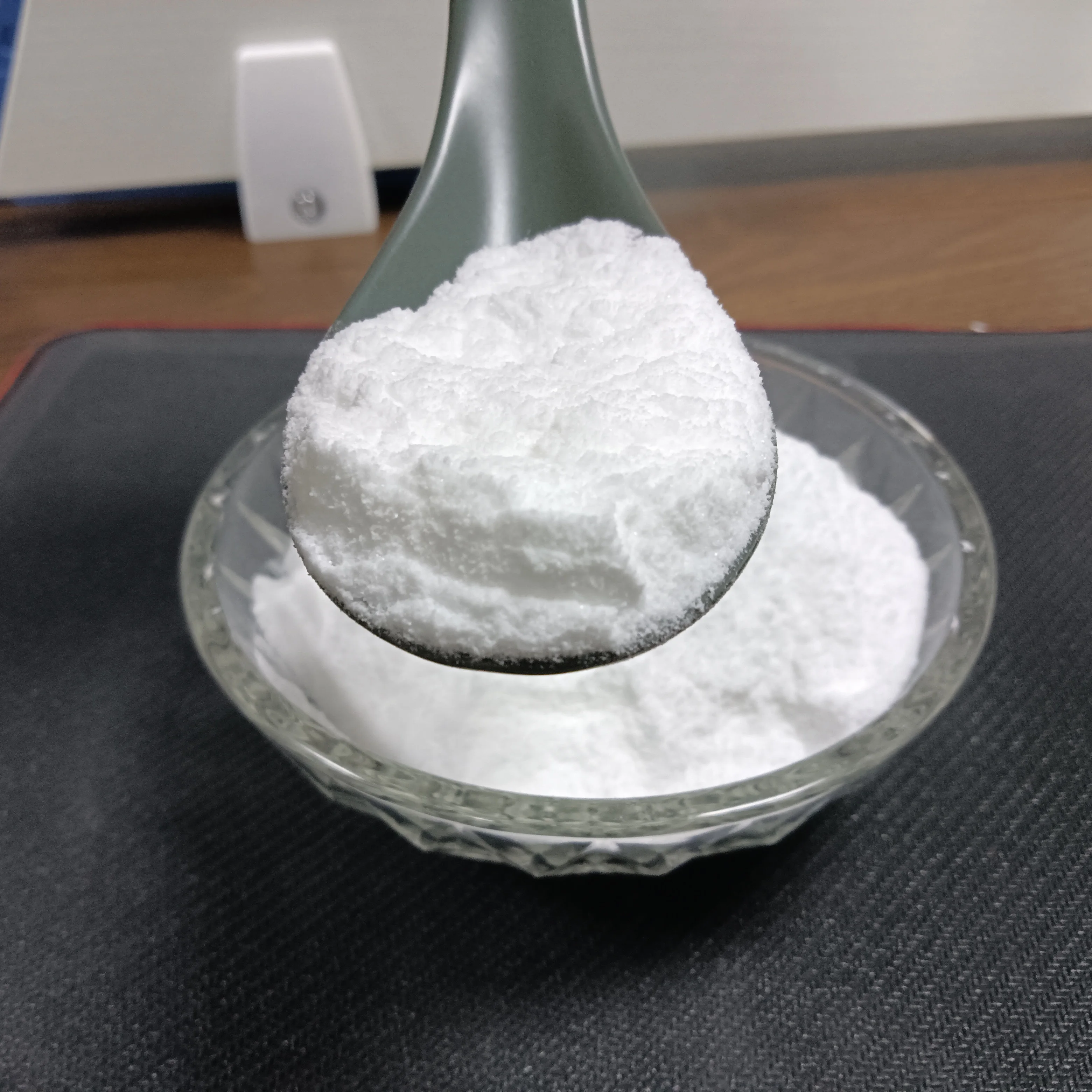 Top  grade  Propyl Gallate with high quality and best price cas:123-99-9