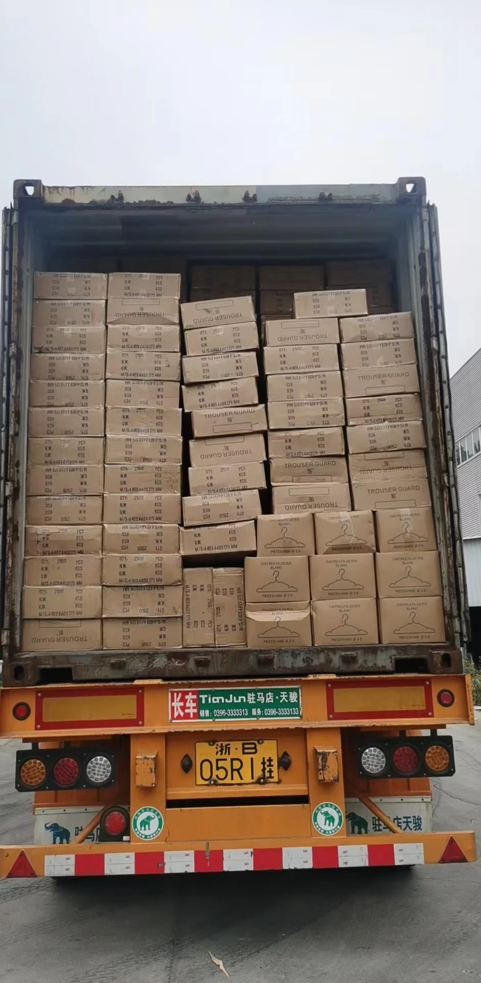 F107 Dusted Non Asbestos Strong Mechanical Hardness Braided Square Ropes