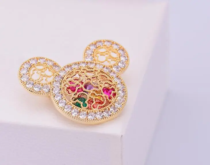 High quality New  brooch Korean fashion flower bulk rhinestone pin brooch ladies letter C Brooch