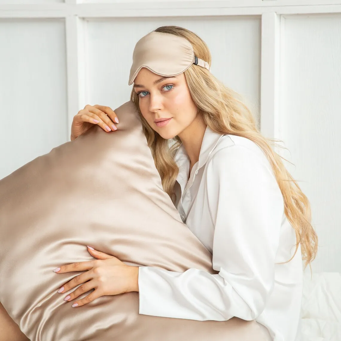 Luxury Super Soft 100%Mulberry Silk PillowCase And Silk Eye Mask Set Silk pillow case Gift Set With Box