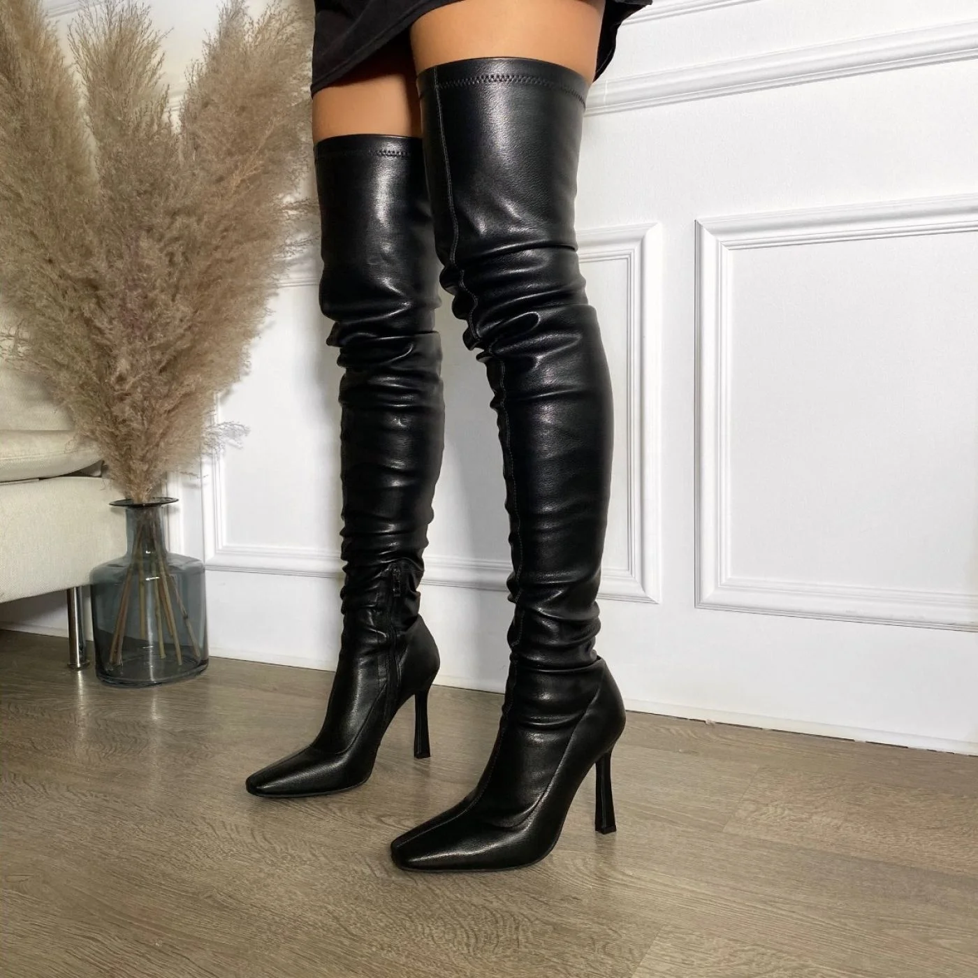 New arrival customized black pointed toe inside zip stiletto heel sexy women ruched thigh high boots for winter for party PU