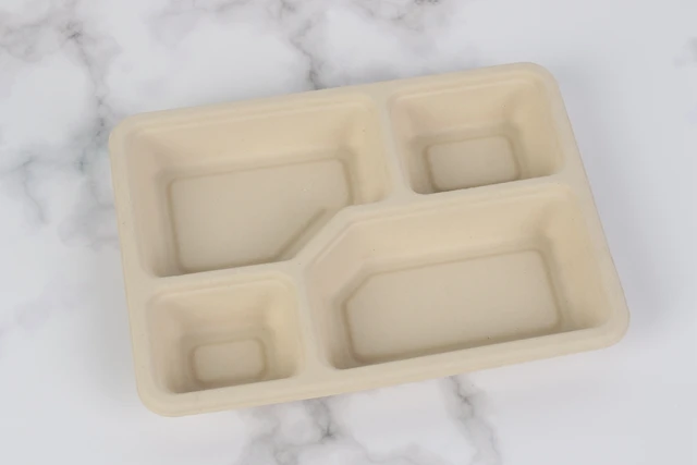 700ML Disposable Biodegradable food boxes takeaway packaging disposable 4 Compartments Lunch Box tableware
