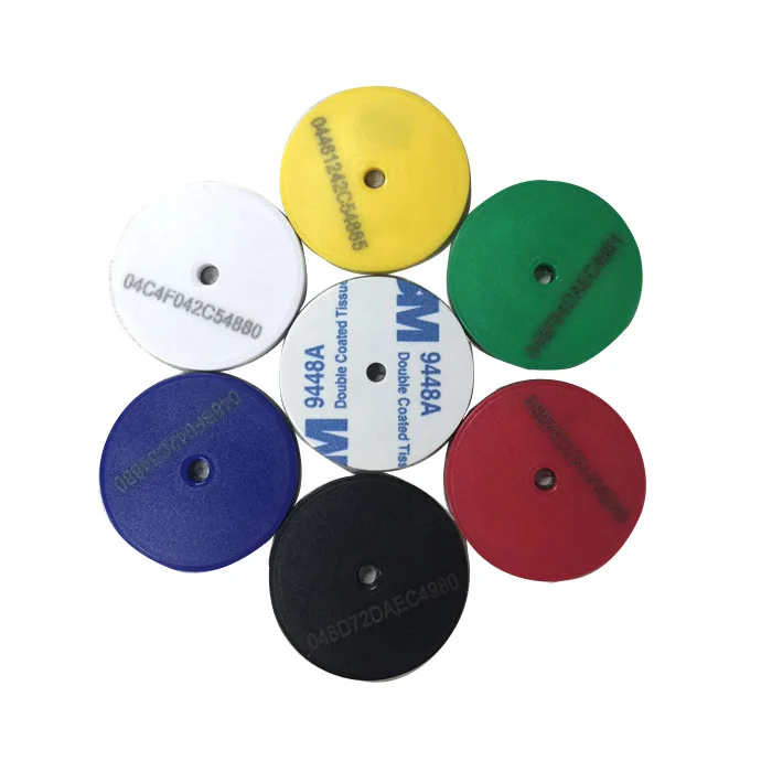 Serial Number UID Code Printing UHF HF PPS Tag RFID Laundry Label for Clothes Management