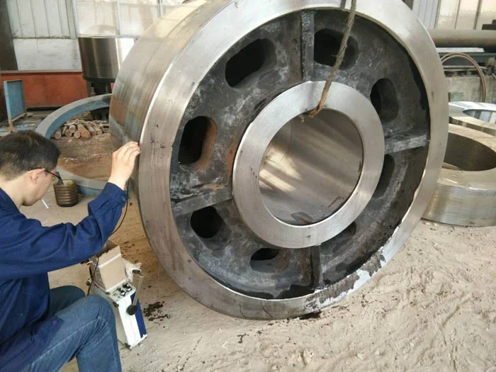 China Manufacturer 34CrNiMo6 Custom Steel Casting Cement Rotary Kiln large Support Roller shaft