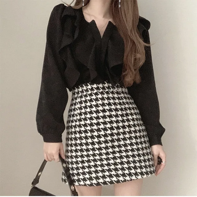 Trending Woman Top Clothes Elegant Korean Plain Shirts White Blouse Women Casual Ruffles Chiffon Ladies Tops Blouse