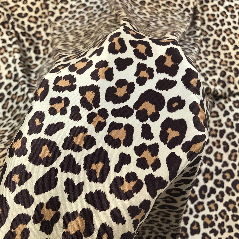 Hot selling leopard pattern swimming lycra fabric polyester for garments