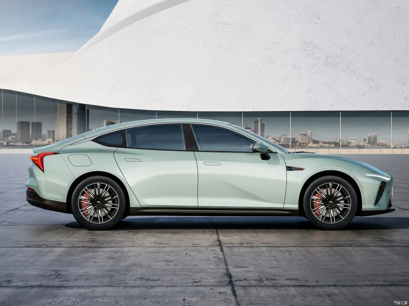 Китайский Новый электрический автомобиль Neta S 2024 расширенный диапазон 1160 выпуска седан большой дальности 5-местный энергетический для продажи в наличии
