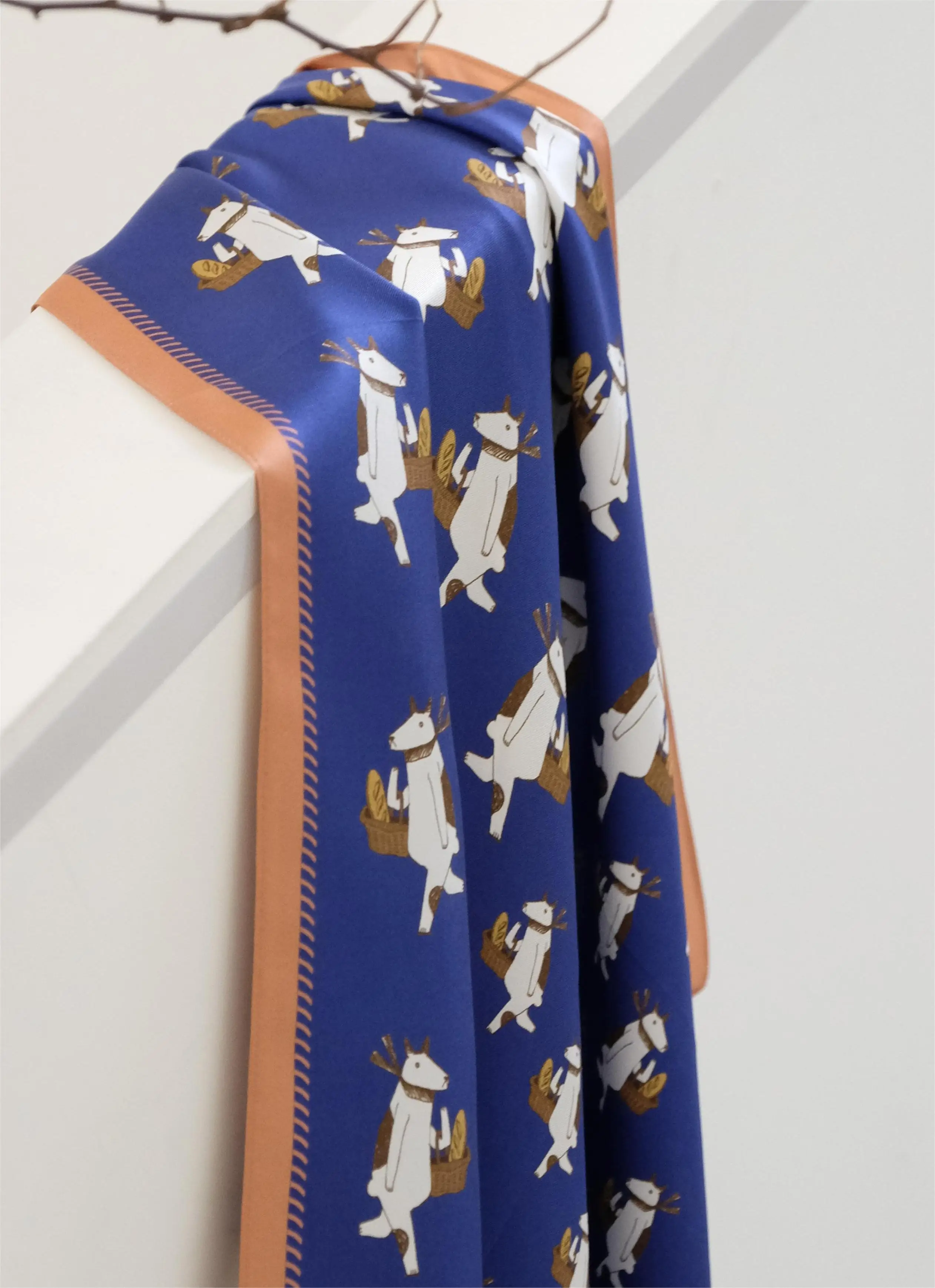 2024 silkscarf  fashion new Vintage cashew 65x65 square satin scarf printing silk scarf