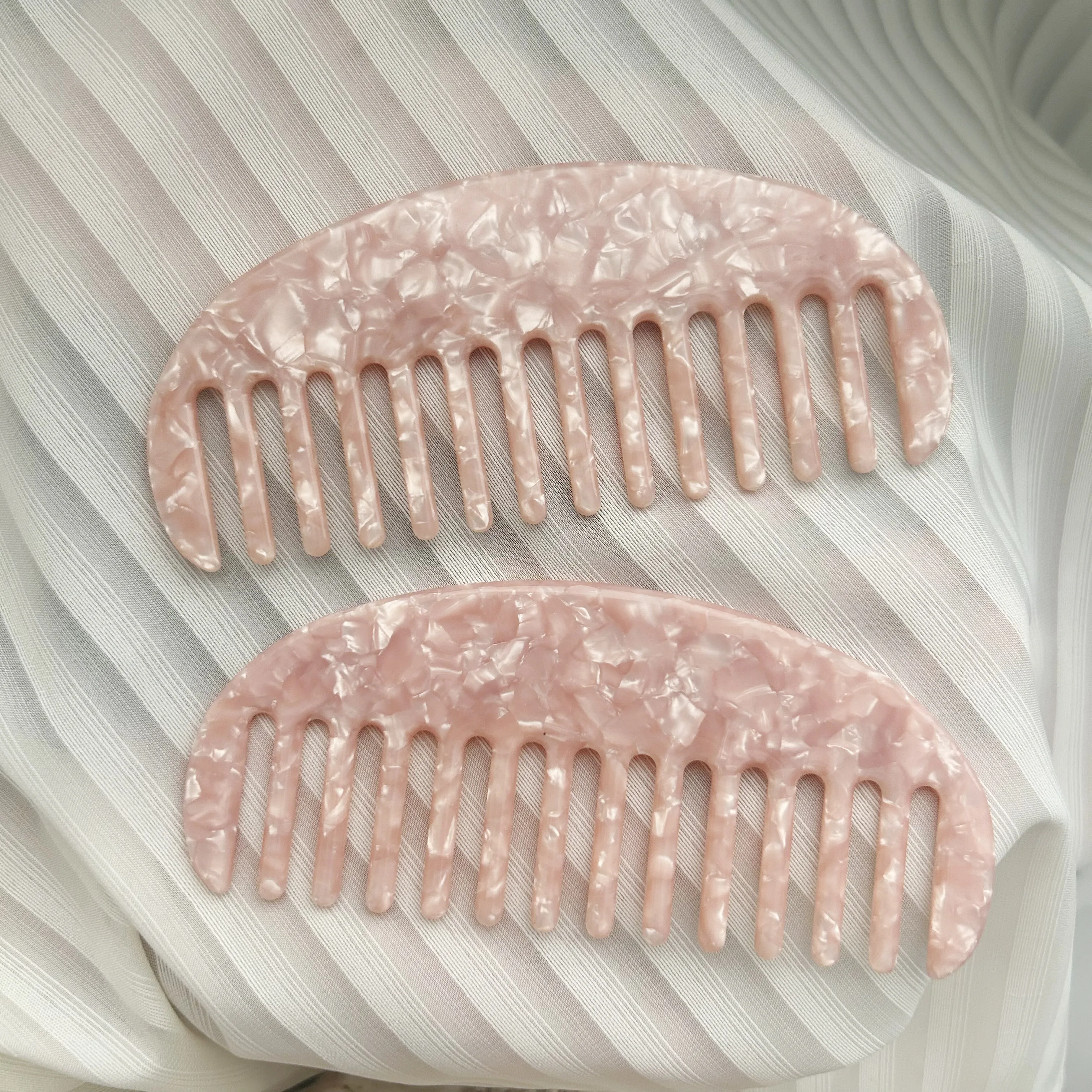 SAIYII Hot Selling Wholesale 4mm Thickness Pink Women Acetate Wide Tooth Comb Hair Accessories Marble Korean Custom Hair Combs
