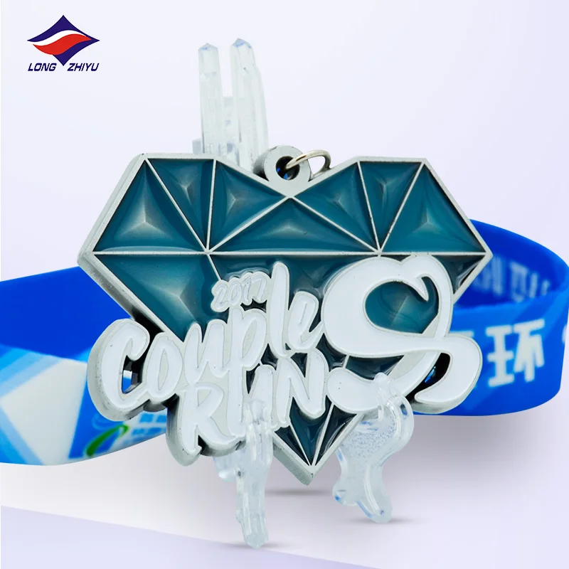 Longzhiyu 15 years china supplier professional custom made enamel heart shaped medals wholesale couple running medals