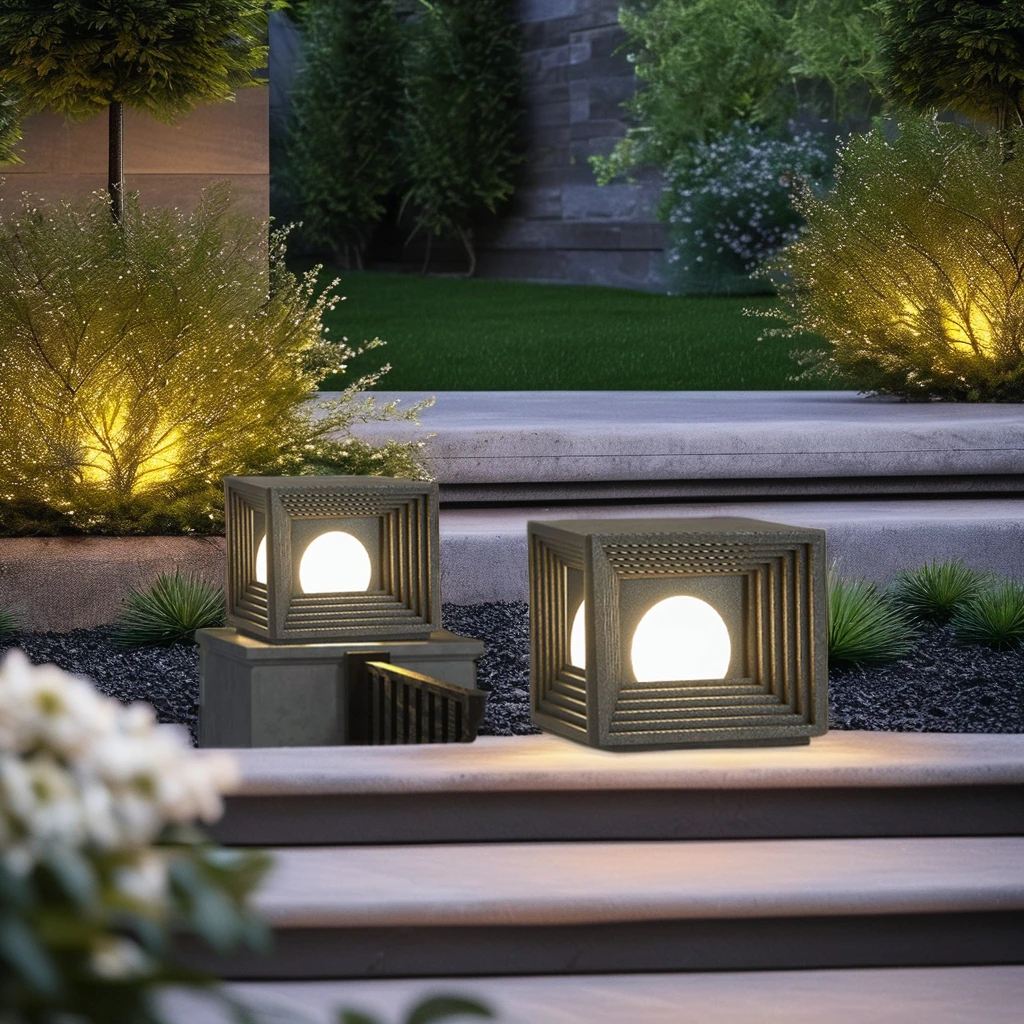 IP65 Waterproof New Style LED Solar Column Light with Aluminum Body Stainless Steel Lamp for Garden Electric Power Supply