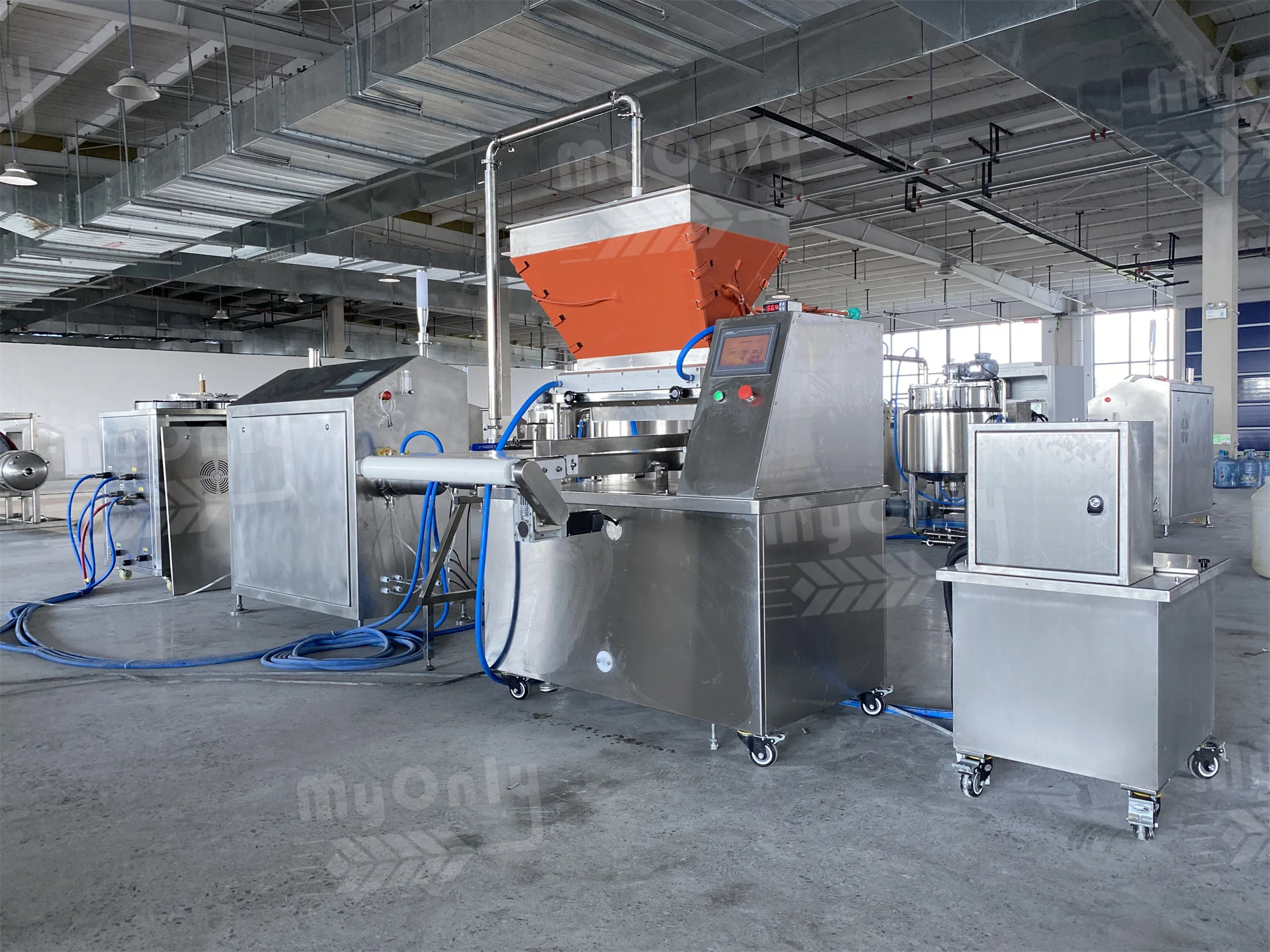 marshmallow production line with dough aerator