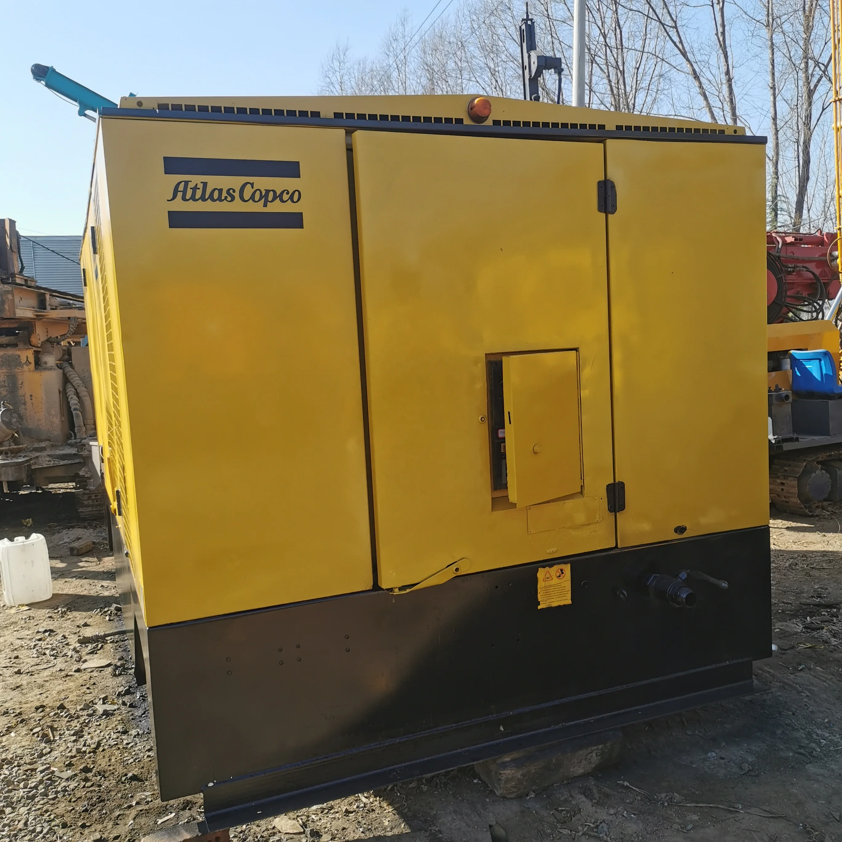 Used Atlas Copco XRVS455 Mercedes Benz Engine Pressure 25bar Machines Powerful Screw diesel Low Price air Compressor