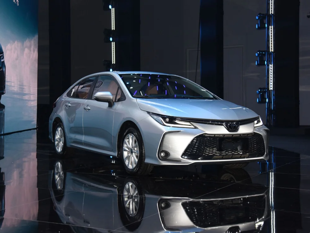 Chinese 2.0L Petrol SUV for Toyota Corolla Automatic Dual Engine Cheap New Energy Vehicles E-CVT Hybrid Cars Fast Delivery