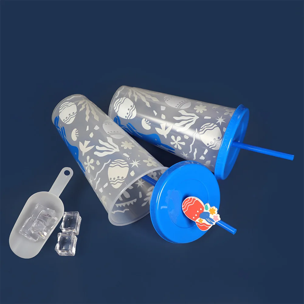 Factory wholesale water bottle 710ml Thermochromic Plastic Cup Children Cartoon PP Straw Cup Home Drink Fruit Tea Cup