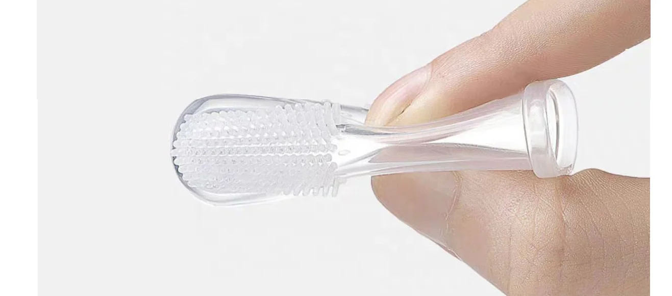 With Soft Bristle And Massage bumps BPA free Silicone Baby Teeth And Tongue Cleaning Silicone Finger Toothbrush