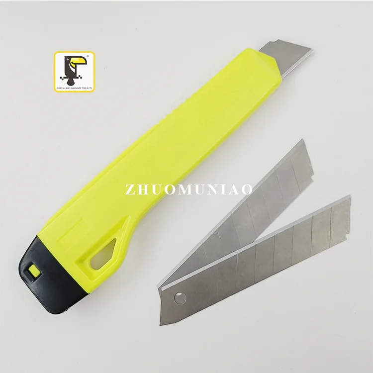 Cutter knives with 18MM snap-off blades