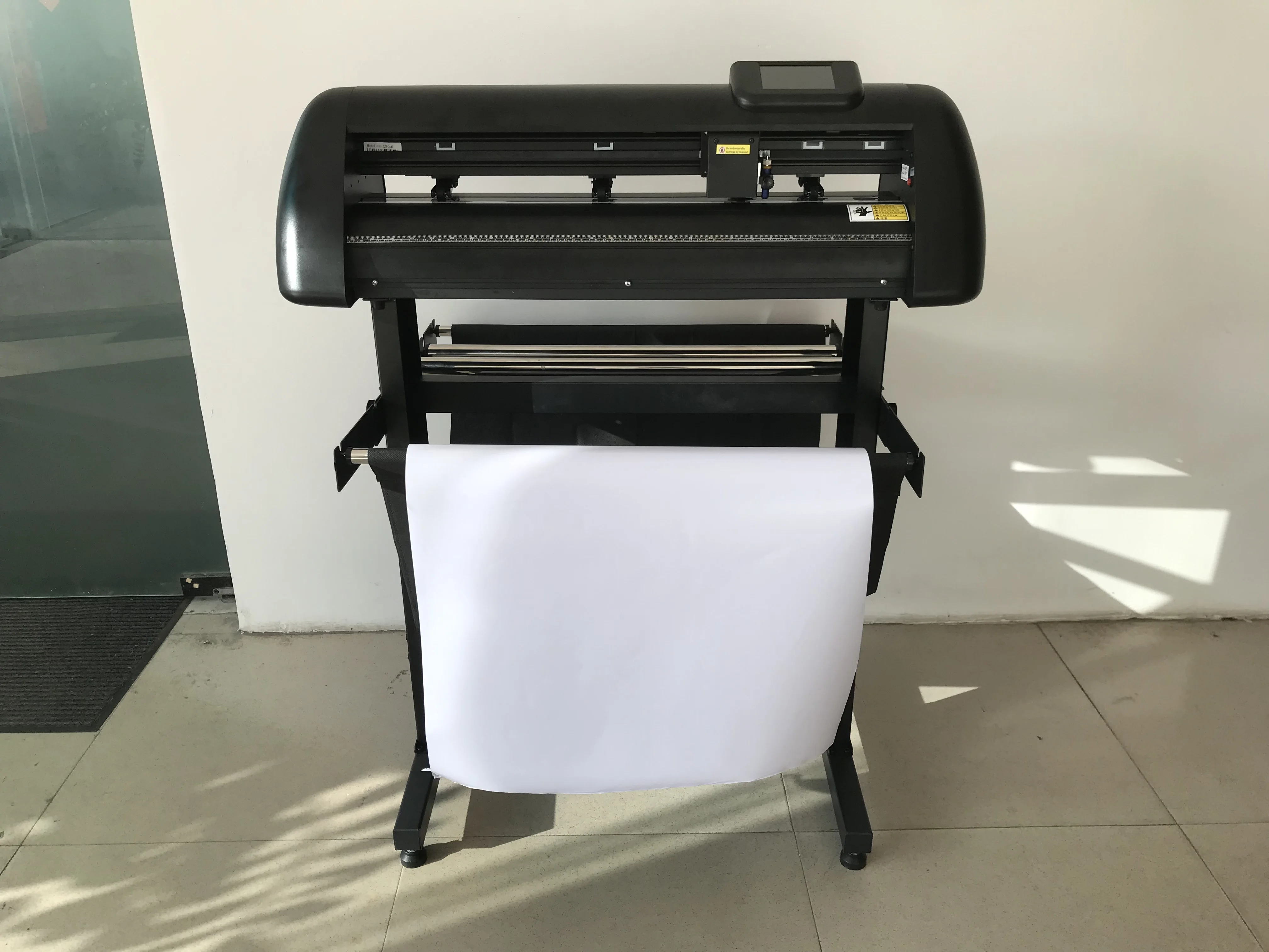 Easy to operate touch display INQI brand vinyl cutting plotter 2023 new product