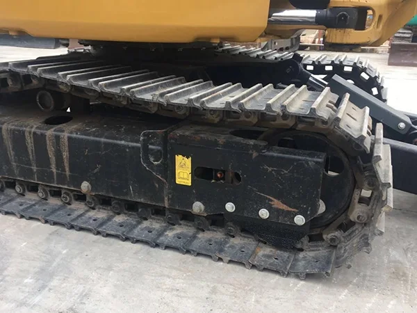 Отличный гидравлический экскаватор б/у CAT 303E хорошая производительность низкая цена подержанный на складе лицензированный EPA и EC