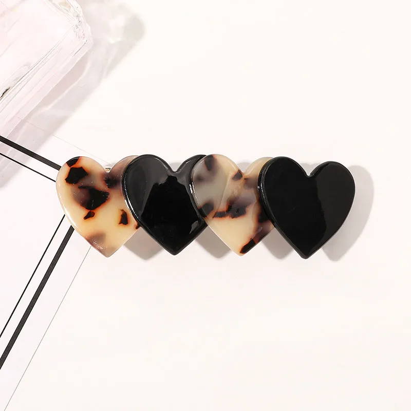 Hot Selling New Fashion Temperament Super Cute Leopard Heart Acetate Acrylic Hair Clips for Girls