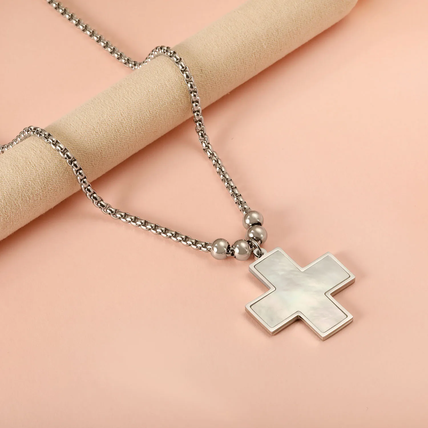 Fashion Jewelry Silver Plated White Shell Crucifix Necklace Titanium Stainless Steel Wide Cross Pendant Necklace