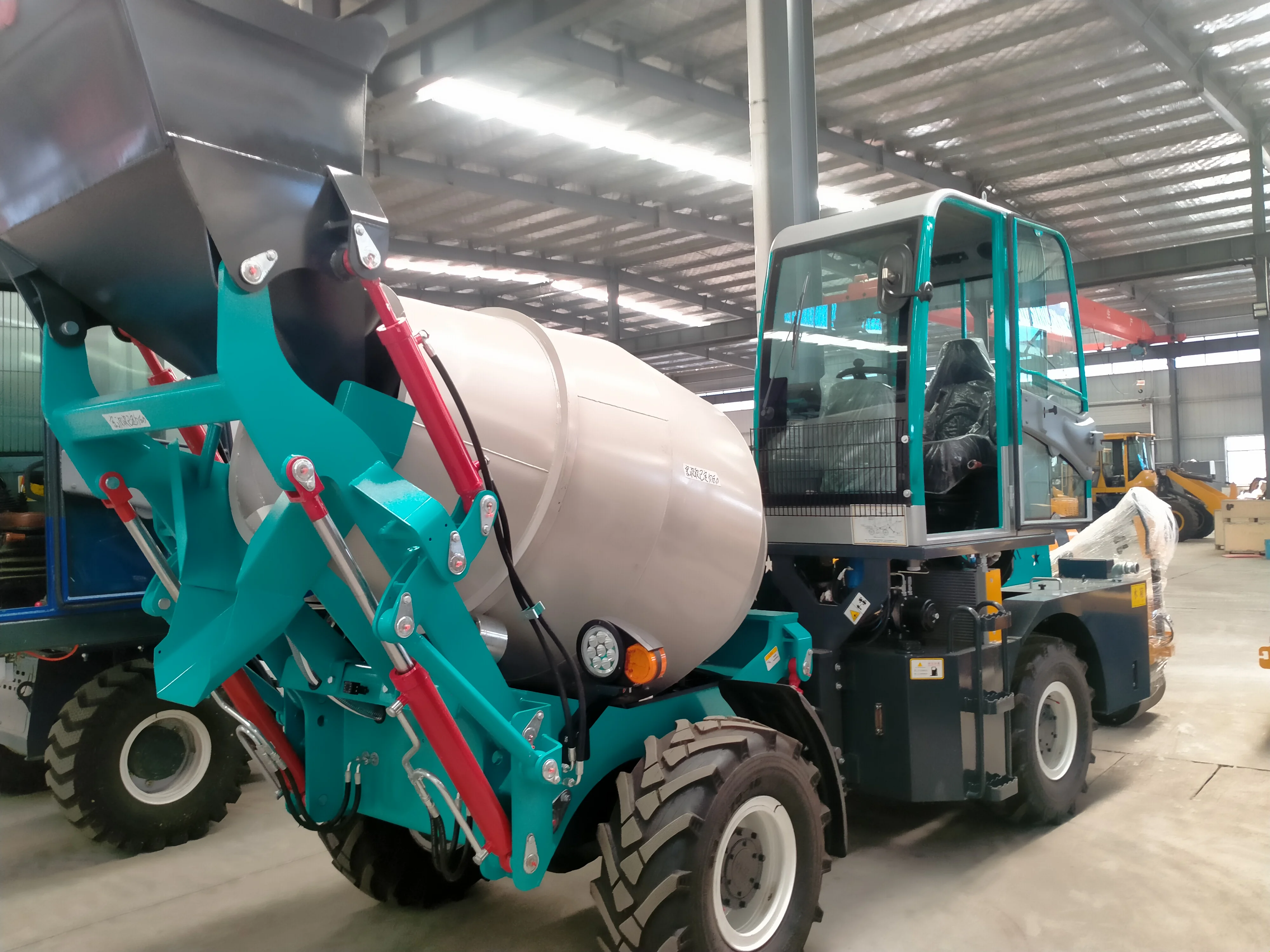 HG 1.5 To 10.4 Cbm self-loading buy concrete mixer prices truck for sale with pump machine Mobile Self concrete mixer truck