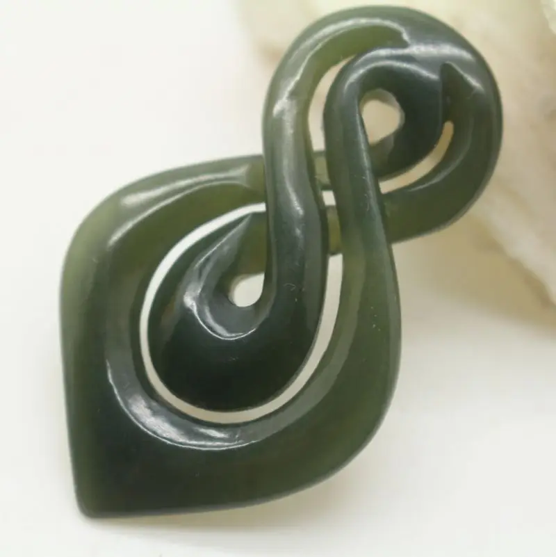 Authentic Nephrite Pendant Green jade Necklace  Natural Jewelry Gemstone Pendant Maori Hollow Pendant jewelry