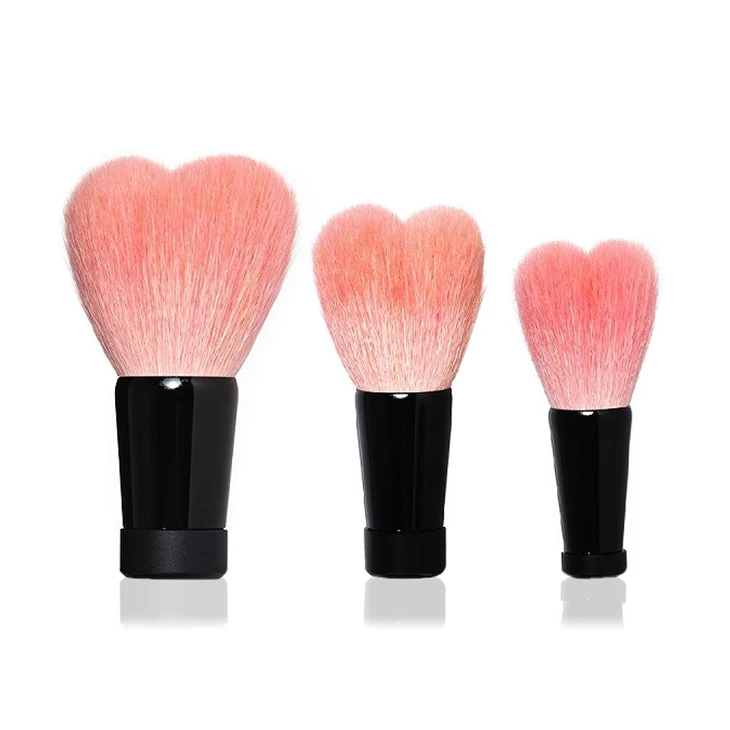 Набор профессиональных кистей для макияжа в форме сердца
