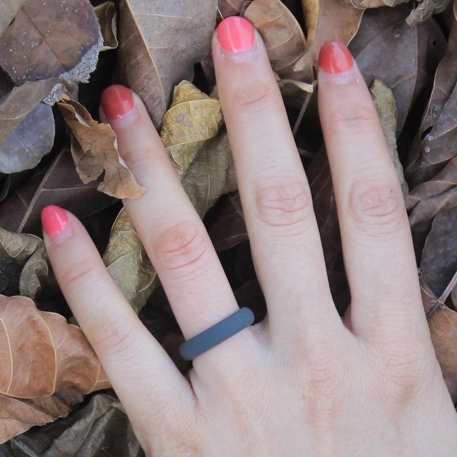 Stylish Silicone Band Ring with fine flash Chic Silicone Wedding Rings Women Custom Silicone Ring