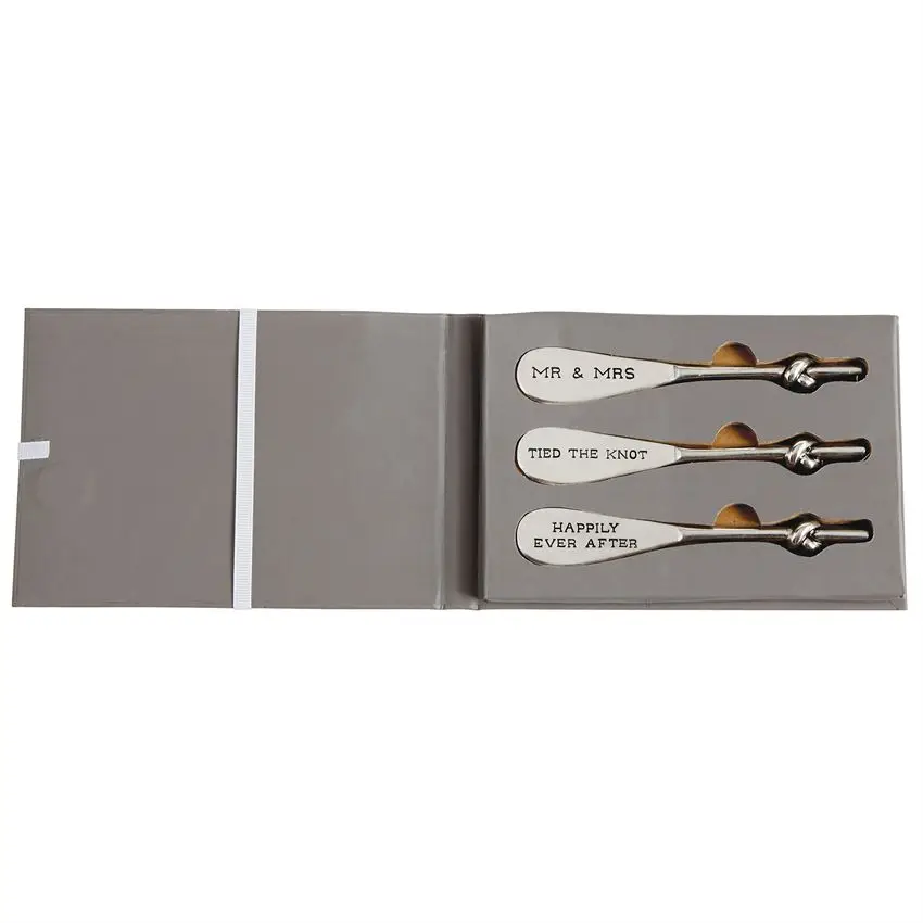 
Hot Sale Doorgift Nice Packing Sturdy Simple Style Fashion Knot Carve What You Like Silver Plated Butter Cheese Spreader 