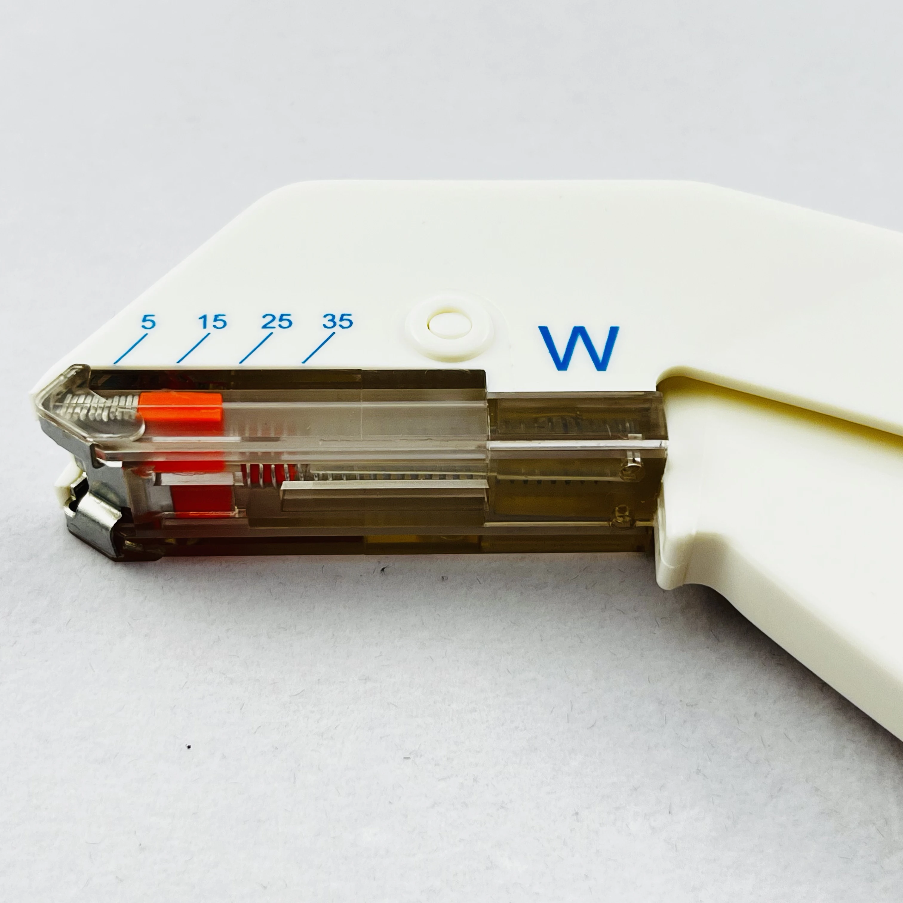 High Quality Medical Surgery Manipler Disposable Skin Stapler 35W Sterile Disposable Skin Stapler With Remover