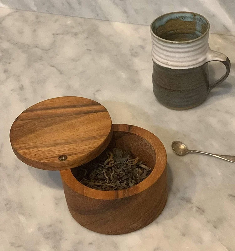 Wholesale acacia wood Appalachian Salt Cellar storage box for kitchen