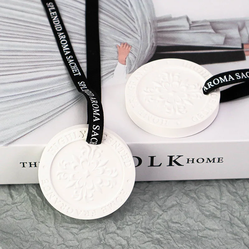 Customized Home/Wardrobe/Car Pendant Hanging Aromatherapy Gypsum Fragrance Essential Oil Scented Aroma Plaster Diffuser