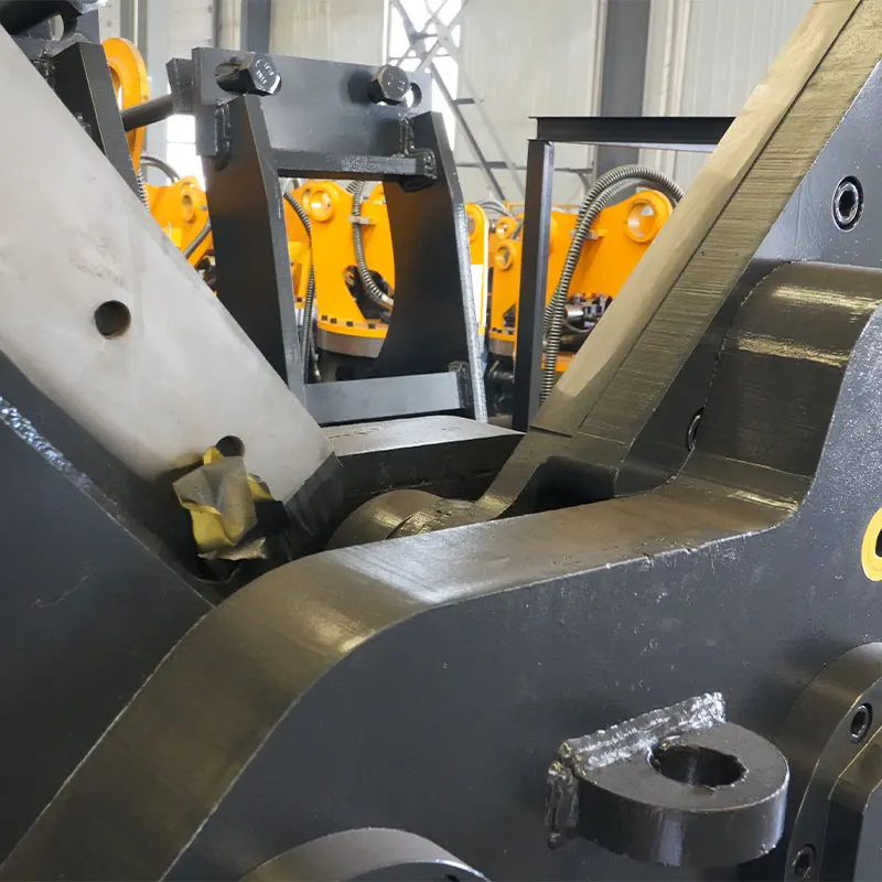 New Hydraulic Pulverizer Concrete Crusher Double Cylinder Hydraulic Shear with Rotary Rotating for Excavator