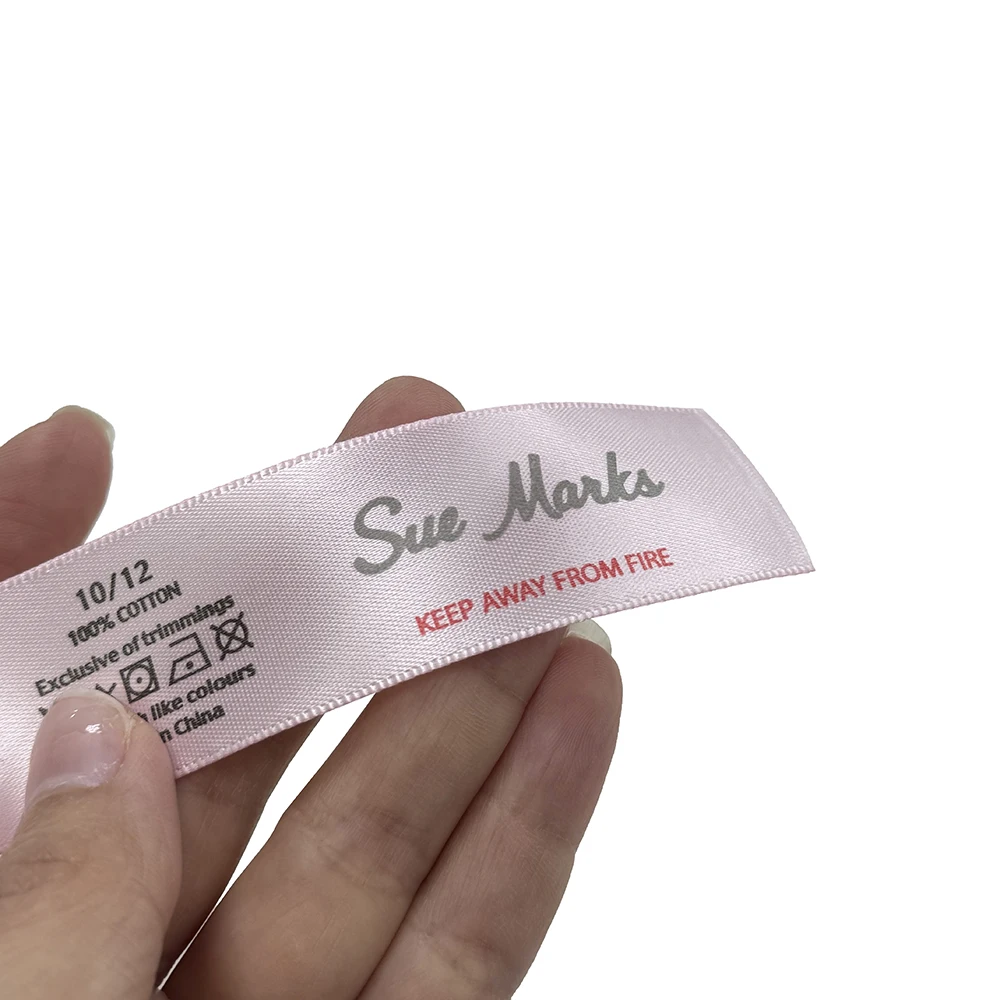 Custom LOGO Brand Name Cloth Tags Garment Neck Fabric Satin Labels Sew On Damask Woven Labels For Clothing