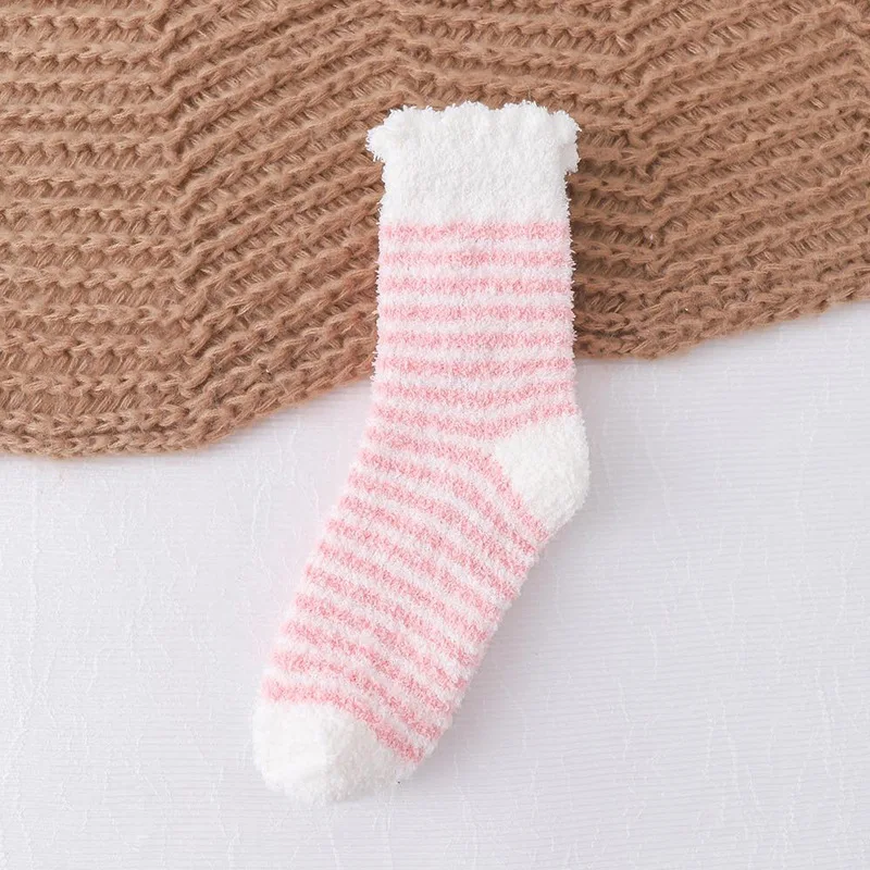 OEM Factory Custom Women Cozy Fashion Coral Velvet Thick Warm Indoor Socks