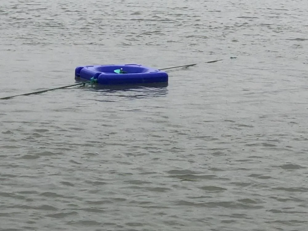 
Aqualculture water cooling aerator with wave surge for fish and shrimp farming pond 