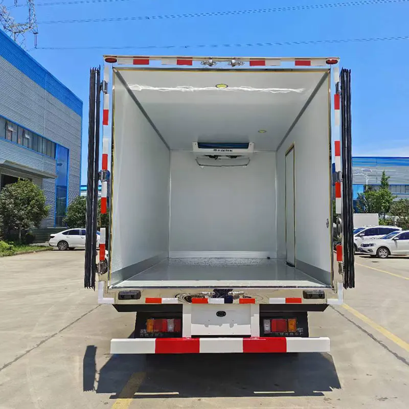 Isuzu  4*2 Light Duty Refrigerated Box Van refrigerated trucks for sale