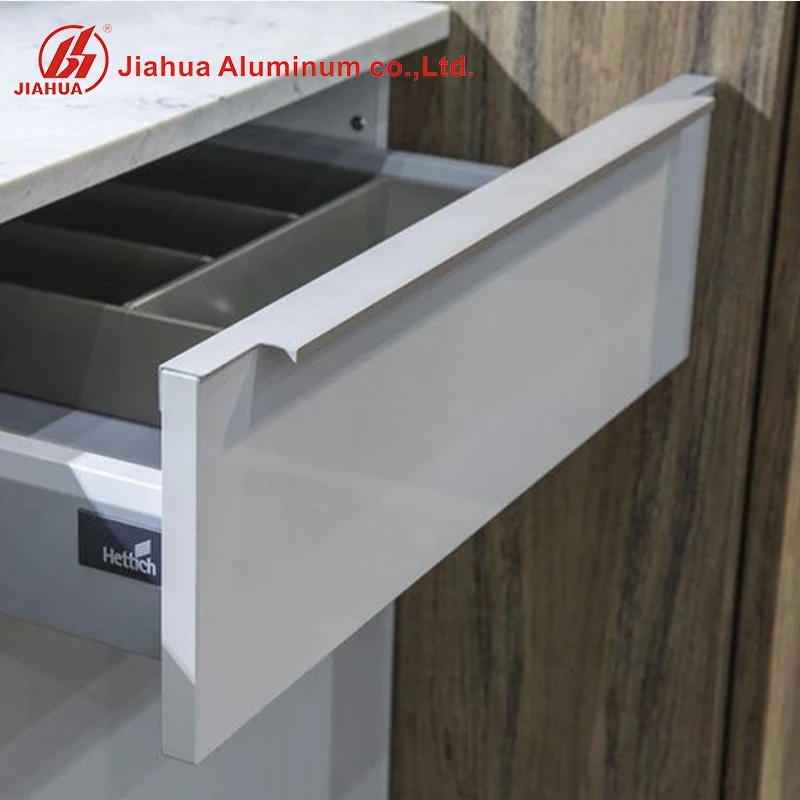 Модные Простые в установке золотистые Длинные ручки для кухонных шкафов, алюминиевые ручки без отделений, европейские ручки