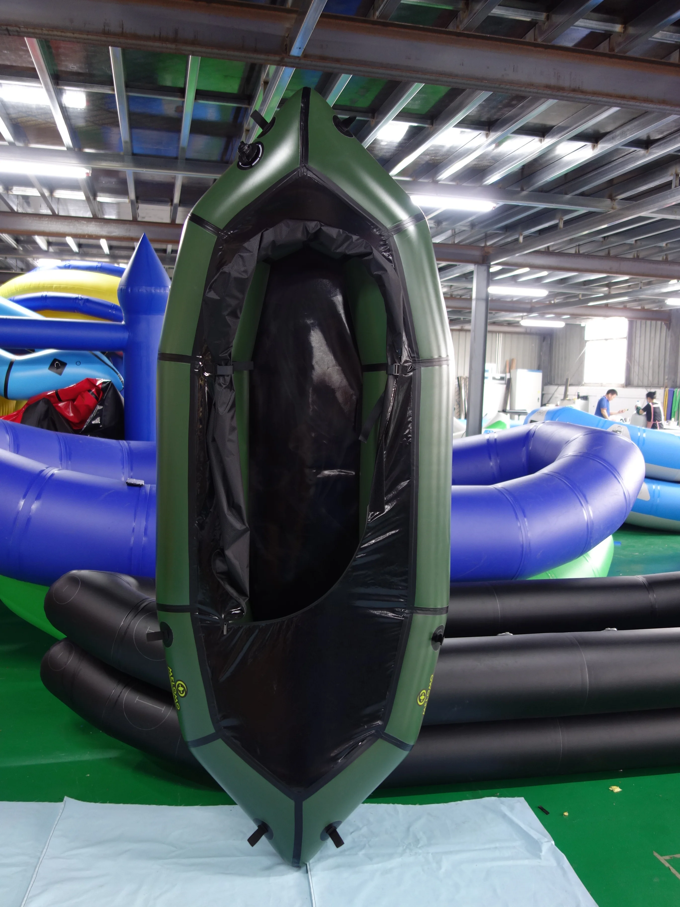 TPU  ultralight  fully featured packraft 2KG